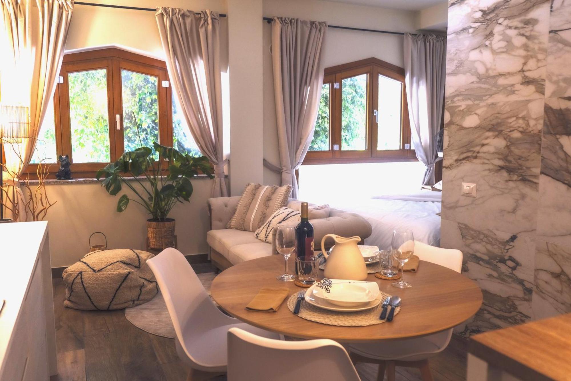 Suite Yenne Cagliari Luaran gambar